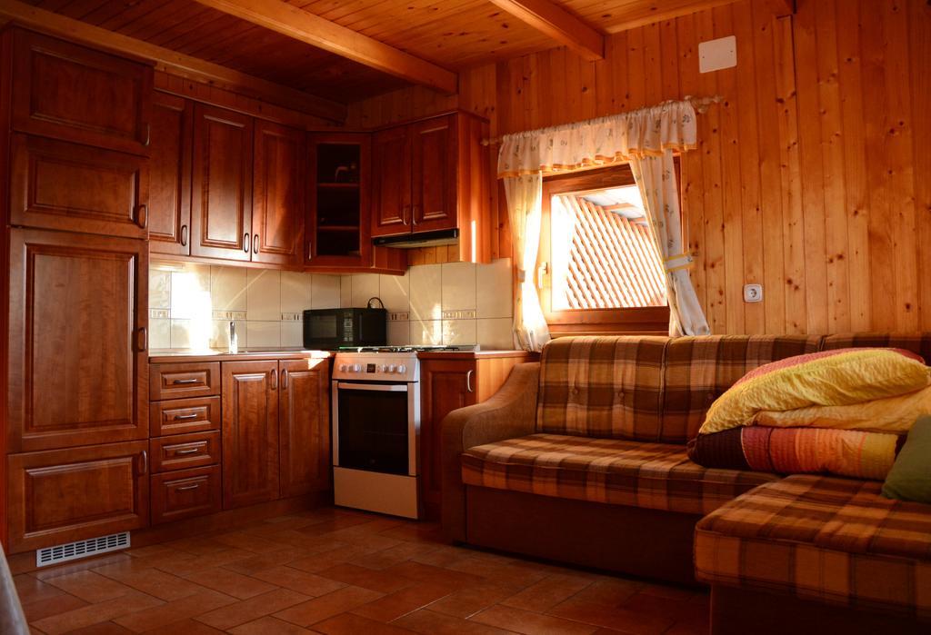 Apartments Gatej Церкно Экстерьер фото