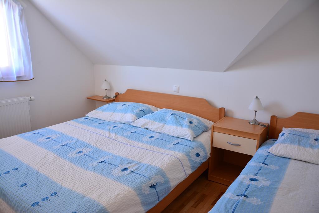 Apartments Gatej Церкно Экстерьер фото
