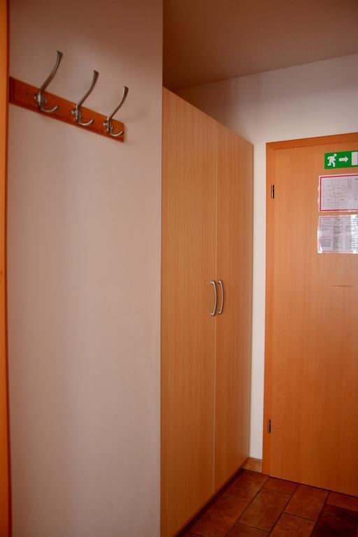 Apartments Gatej Церкно Экстерьер фото